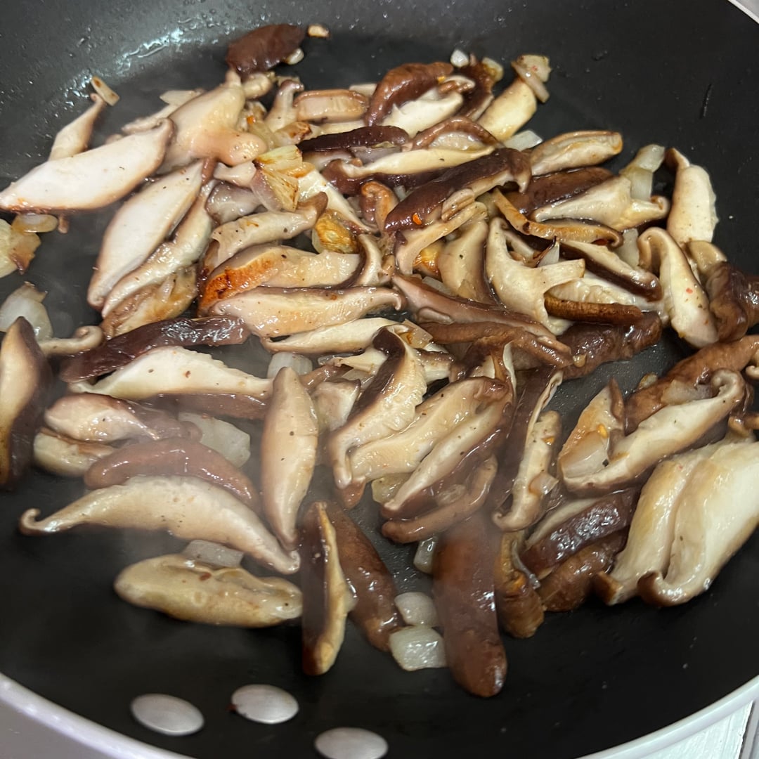 Photo of the Penne with shitake sauce – recipe of Penne with shitake sauce on DeliRec