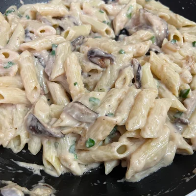 Recipe of Penne with shitake sauce on the DeliRec recipe website