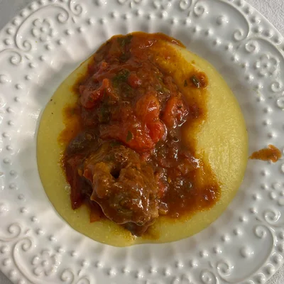 Recipe of Oxtail with polenta on the DeliRec recipe website
