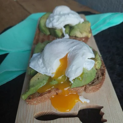 Recipe of avocado toast on the DeliRec recipe website
