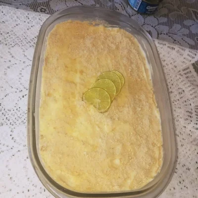 Recipe of Lemon mousse with biscuit crumbs on the DeliRec recipe website