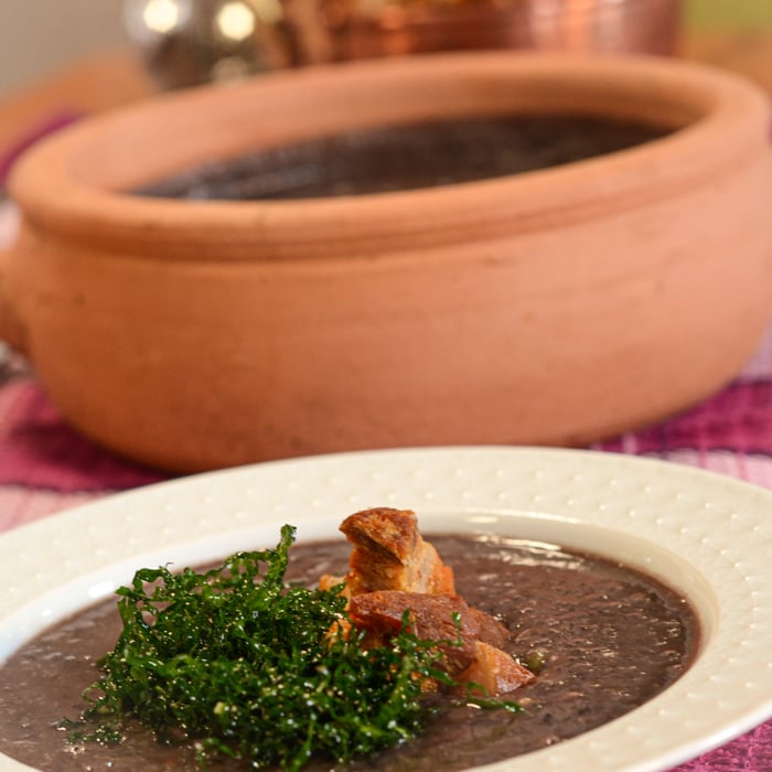 Photo of the Bean broth with crispy cabbage – recipe of Bean broth with crispy cabbage on DeliRec