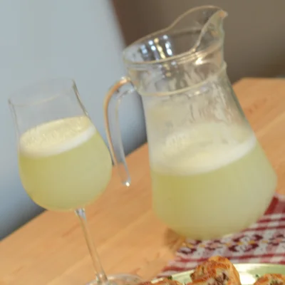 Ricetta di Limonata svizzera senza acidità nel sito di ricette Delirec