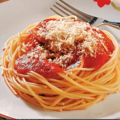 Recipe of pasta with tomato sauce on the DeliRec recipe website