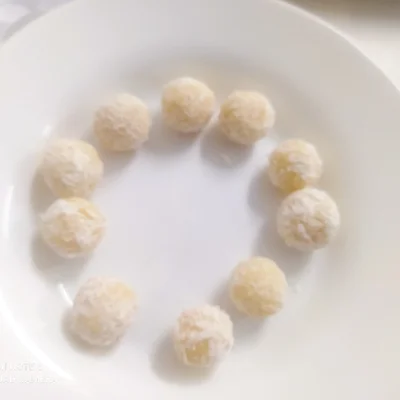Recipe of Condensed milk dessert with coconut on the DeliRec recipe website
