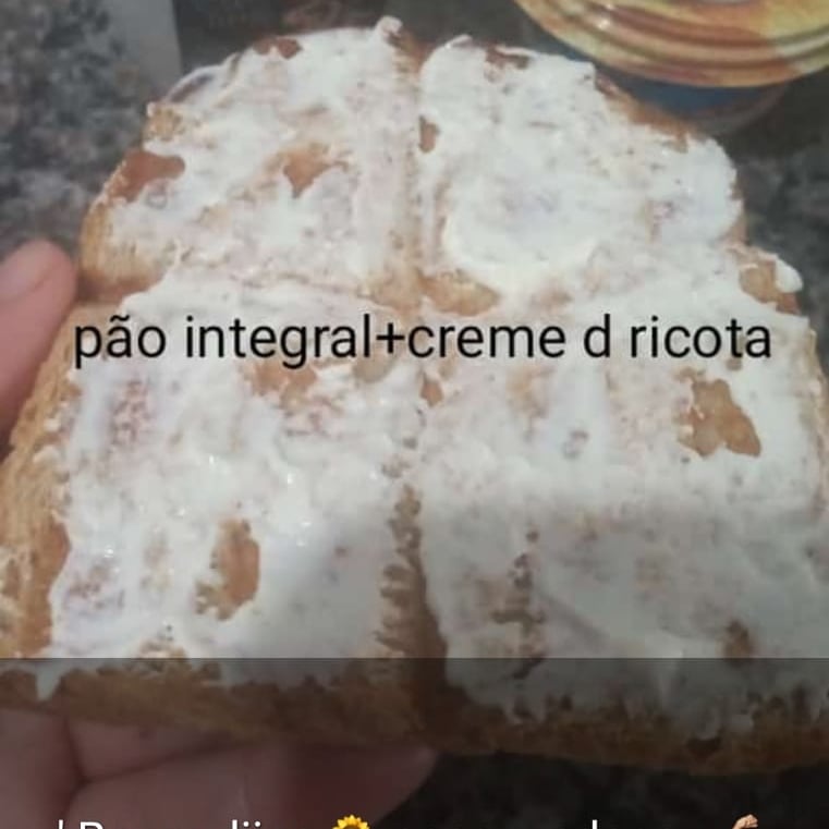 Foto da Pão integral com creme de ricota - receita de Pão integral com creme de ricota no DeliRec