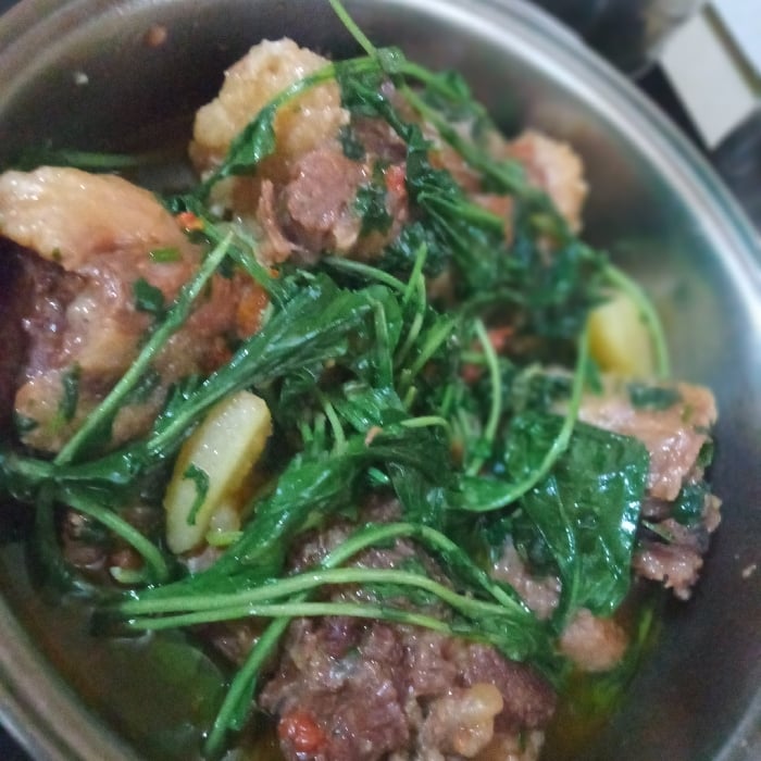 Photo of the Oxtail with watercress and potato – recipe of Oxtail with watercress and potato on DeliRec