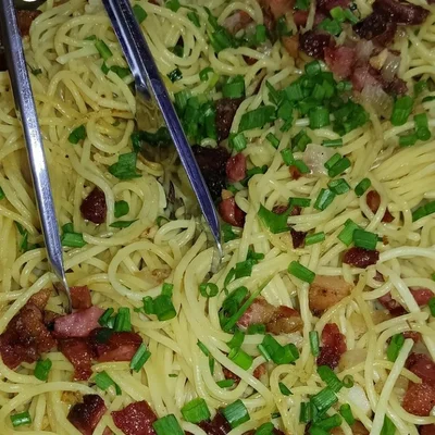 Recipe of Garlic and oil noodles and pepperoni on the DeliRec recipe website
