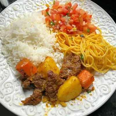 Recipe of Meat with carrot and potato on the DeliRec recipe website
