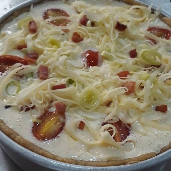 Photo of the Garlic and Cherry Tomato Quiche – recipe of Garlic and Cherry Tomato Quiche on DeliRec