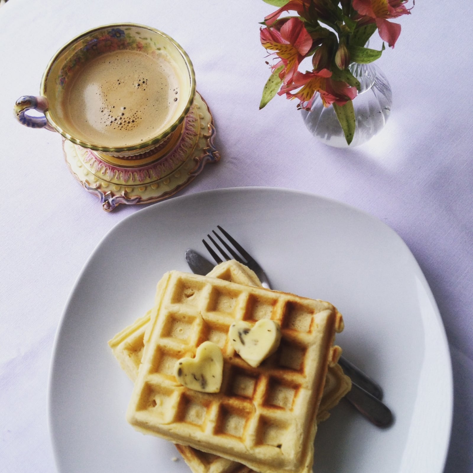 Photo of the fluffy waffles – recipe of fluffy waffles on DeliRec