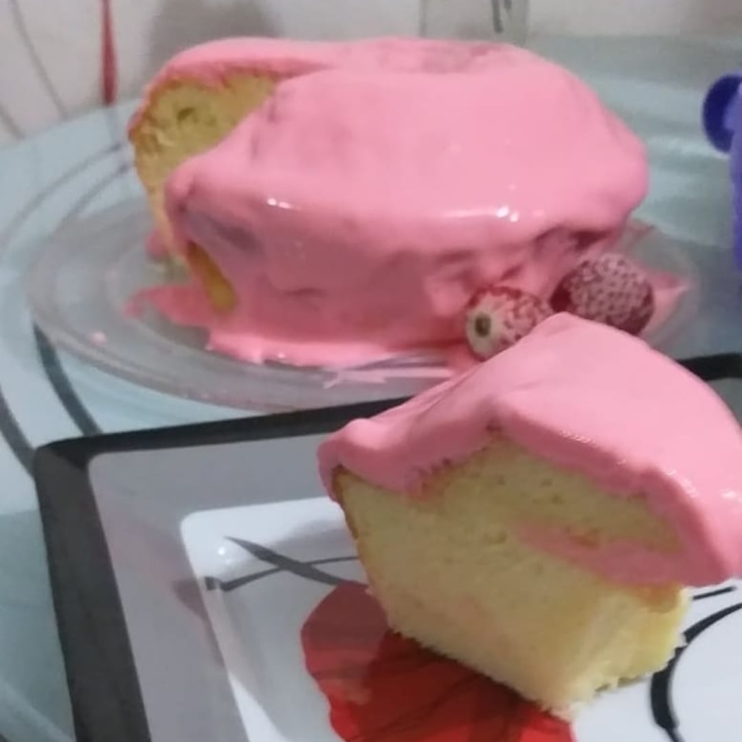 Foto da Cobertura gelada para bolo de morango - receita de Cobertura gelada para bolo de morango no DeliRec