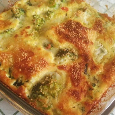 Recipe of Low carb broccoli pie recipe on the DeliRec recipe website