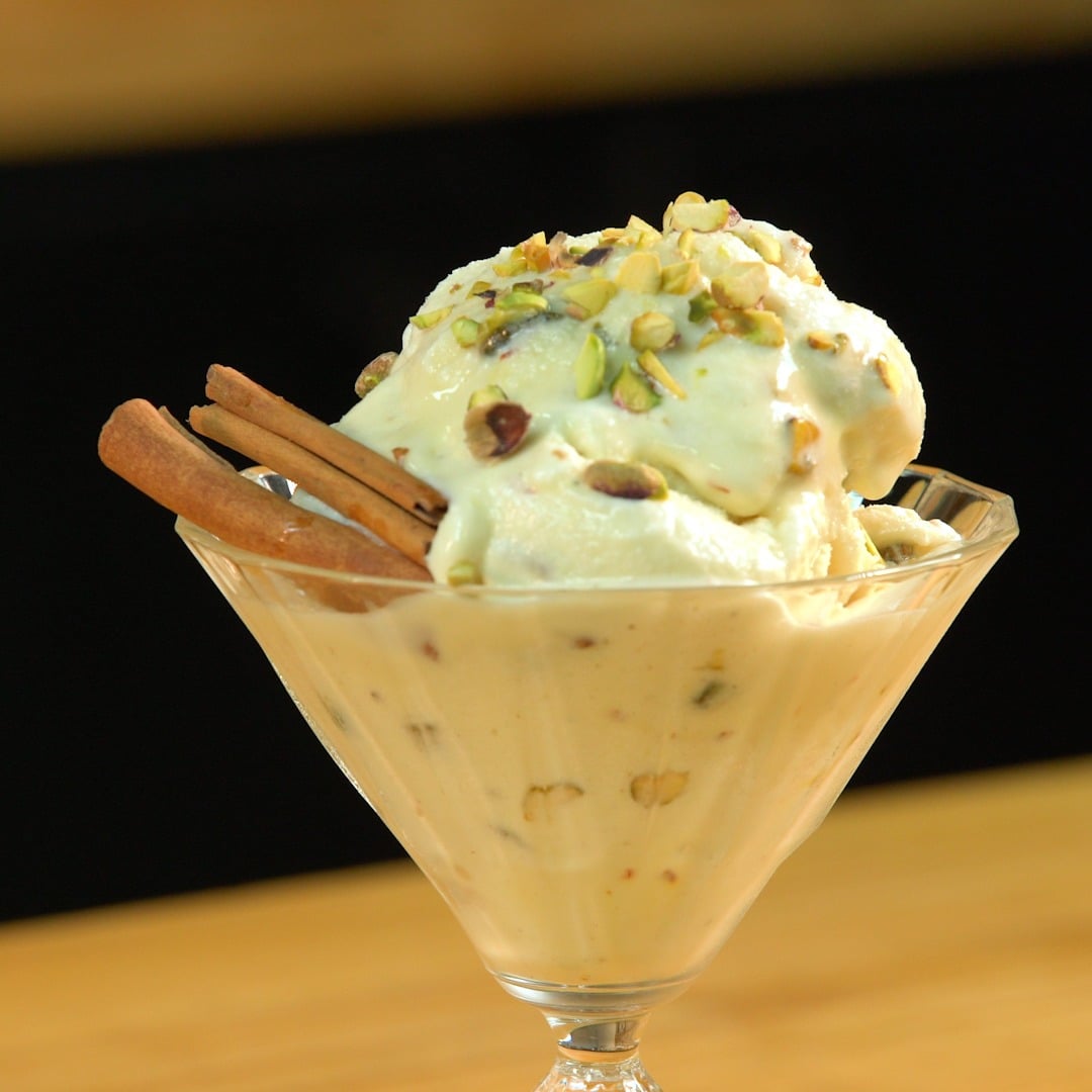 Photo of the Cream ice cream with saffron and pistachios – recipe of Cream ice cream with saffron and pistachios on DeliRec