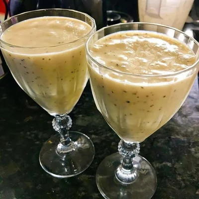 Recipe of Banana smoothie with passion fruit on the DeliRec recipe website