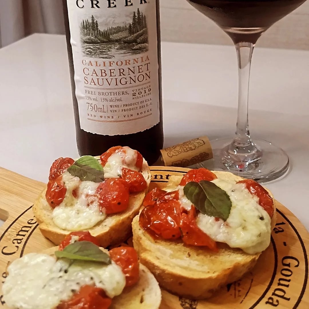 Photo of the Candied tomato and gorgonzola cheese bruschetta – recipe of Candied tomato and gorgonzola cheese bruschetta on DeliRec