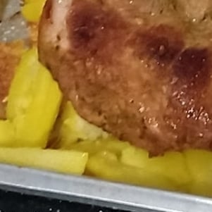 Foto da Pernil com batatas com Limão e mostarda  - receita de Pernil com batatas com Limão e mostarda  no DeliRec
