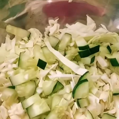 Recipe of cabbage with cucumber on the DeliRec recipe website
