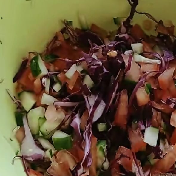 Foto da Salada de repolho roxo - receita de Salada de repolho roxo no DeliRec