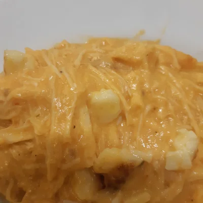 Recipe of Shredded chicken with cheese cubes on the DeliRec recipe website