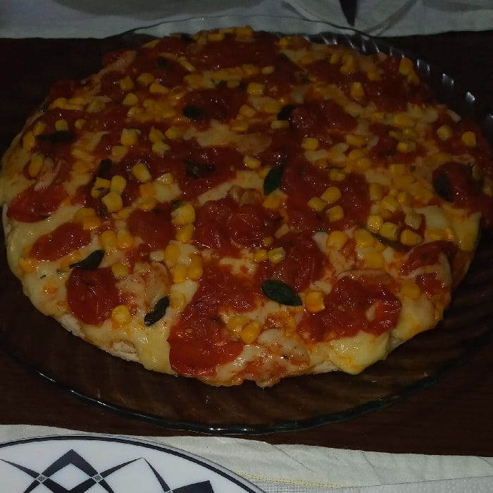 Foto da Pizza com massa fit de tomate confit - receita de Pizza com massa fit de tomate confit no DeliRec