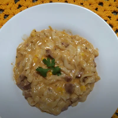 Recipe of Creamy pasta in the pressure cooker on the DeliRec recipe website
