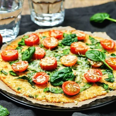 Recette de Pizza à faible teneur en glucides sur le site de recettes DeliRec