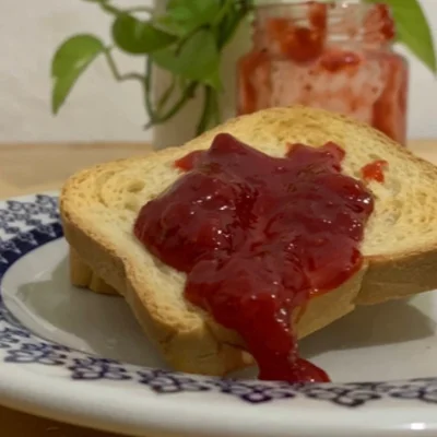 Recipe of homemade strawberry jam on the DeliRec recipe website