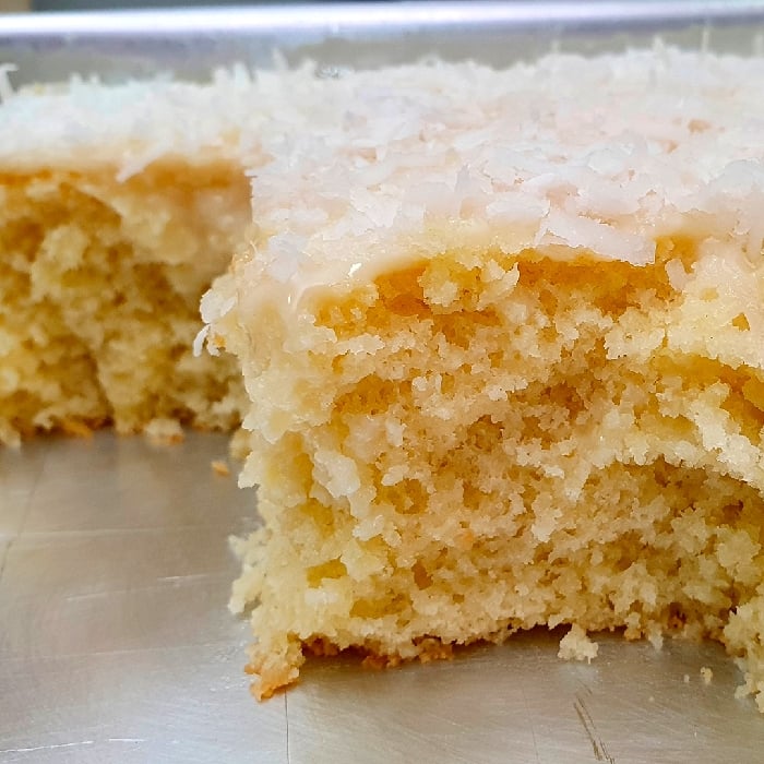 Photo of the Coconut iced cake – recipe of Coconut iced cake on DeliRec