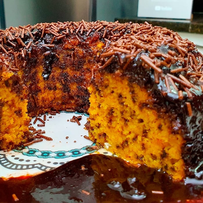 Photo of the Carrot cake with chocolate syrup – recipe of Carrot cake with chocolate syrup on DeliRec