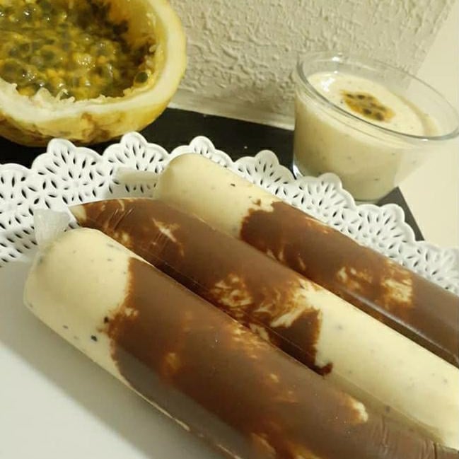 Photo of the Ice Cream Passion Fruit Mousse with Nutella – recipe of Ice Cream Passion Fruit Mousse with Nutella on DeliRec