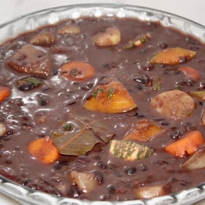 Soup of beans and vegetables