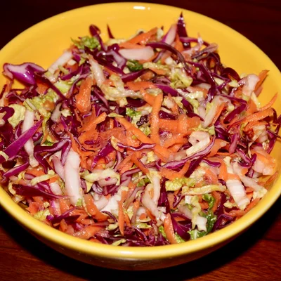 Recipe of Special red cabbage salad on the DeliRec recipe website