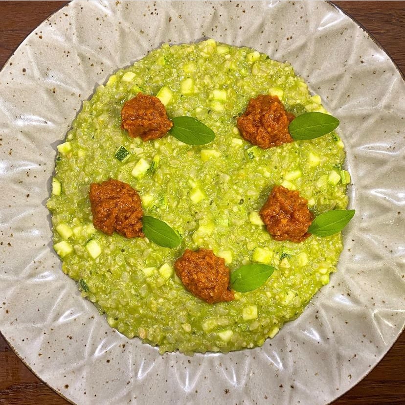 Photo of the Wholemeal risotto with pea pesto – recipe of Wholemeal risotto with pea pesto on DeliRec