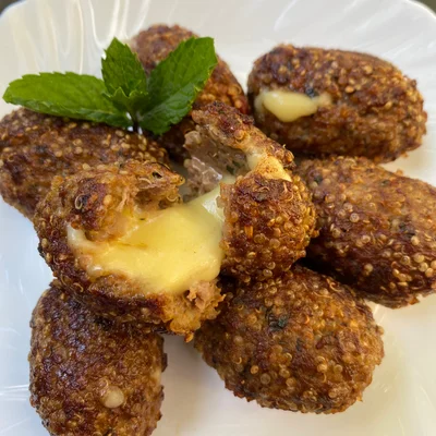 Recipe of Lowcarb mini kibe stuffed with cheese on the DeliRec recipe website