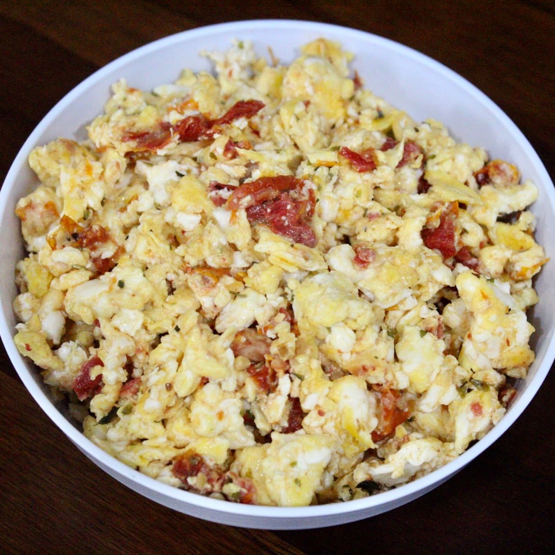 Photo of the Scrambled eggs with dried tomatoes – recipe of Scrambled eggs with dried tomatoes on DeliRec