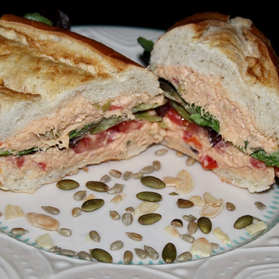 Foto della sandwich di pollo pieno - ricetta di sandwich di pollo pieno nel DeliRec