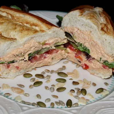 Recipe of full chicken sandwich on the DeliRec recipe website