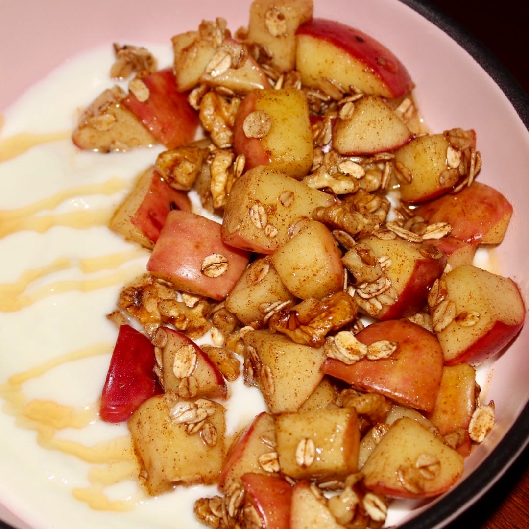 Photo of the Braised apple with honey and oatmeal – recipe of Braised apple with honey and oatmeal on DeliRec