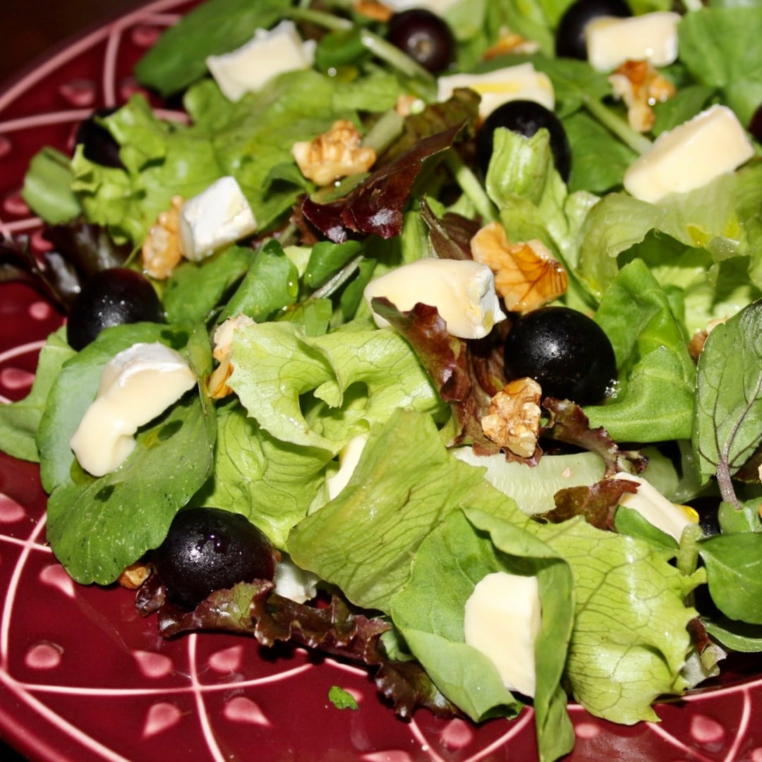 Photo of the Special salad with brie – recipe of Special salad with brie on DeliRec