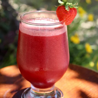 Recipe of red fruit juice on the DeliRec recipe website