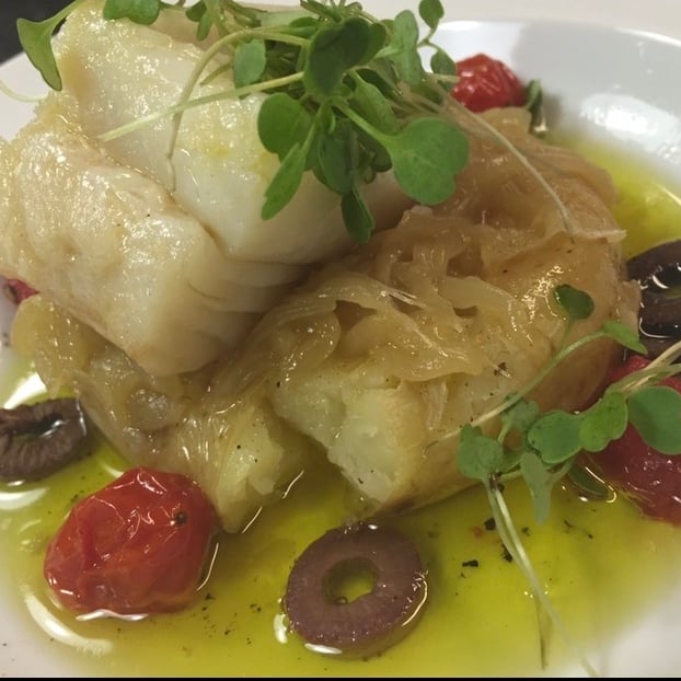 Photo of the Confit cod with mashed potatoes and caramelized onions – recipe of Confit cod with mashed potatoes and caramelized onions on DeliRec