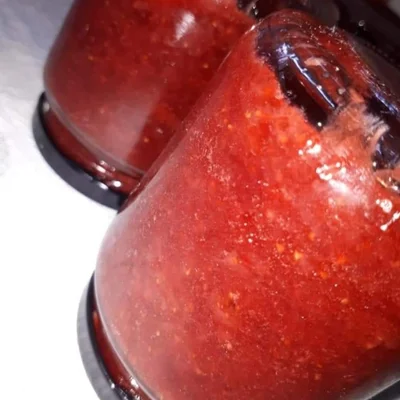 Recipe of Strawberry jam with pepper on the DeliRec recipe website