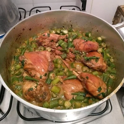 Recipe of Chicken stew with okra on the DeliRec recipe website
