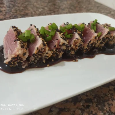 Recipe of Seared Tuna with Sesame on the DeliRec recipe website