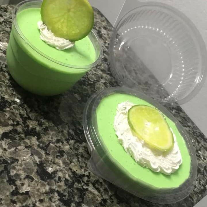 Photo of the Lemon mousse with 3 ingredients. – recipe of Lemon mousse with 3 ingredients. on DeliRec