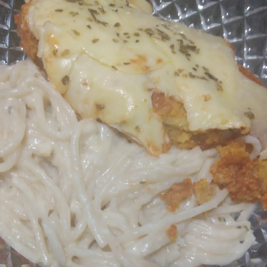 Photo of the Steak parmigiana with pasta in white sauce – recipe of Steak parmigiana with pasta in white sauce on DeliRec