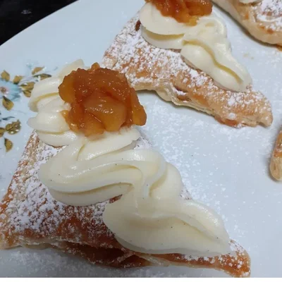 Recipe of Apple Pie with Cream on the DeliRec recipe website