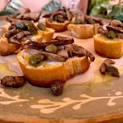 Recipe of Bruschetta Shitake Mushrooms and Capers on the DeliRec recipe website