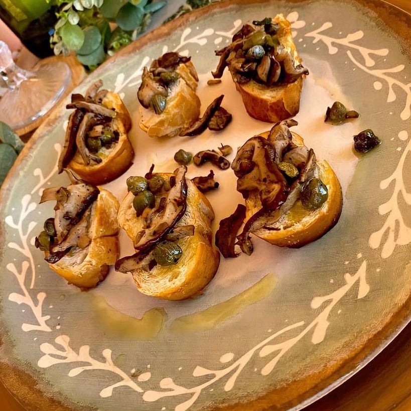 Photo of the Bruschetta Shitake Mushrooms and Capers – recipe of Bruschetta Shitake Mushrooms and Capers on DeliRec